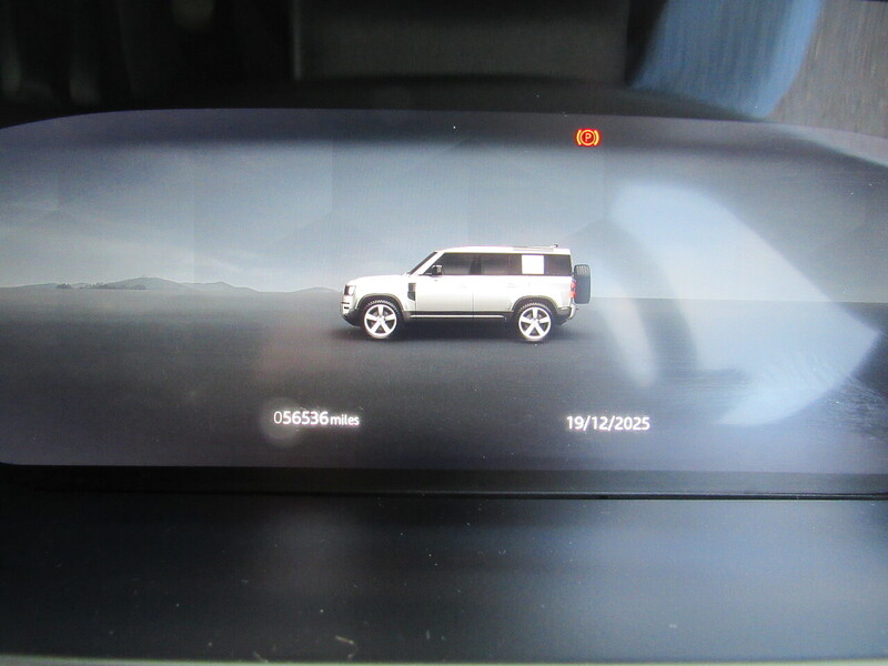 Used Land Rover Defender 110 2024 for sale - 76986515: Photo 26