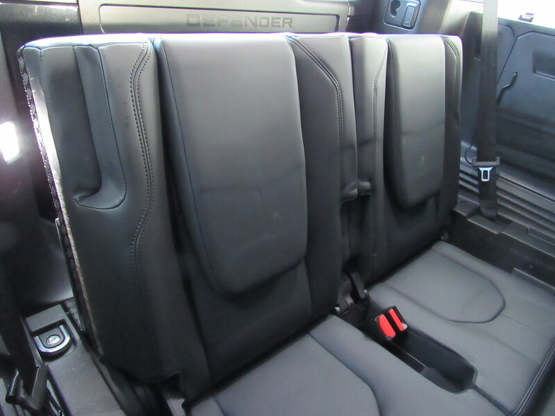 Used Land Rover Defender 110 2024 for sale - 76986515: Photo 31
