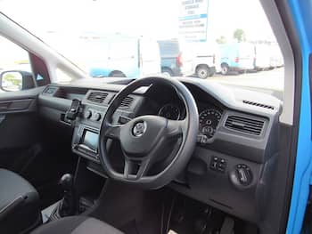 Used Volkswagen Caddy Maxi 2016 for sale - 79844954: Photo