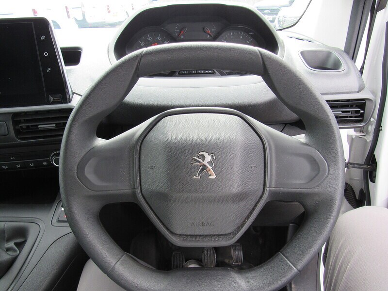 Used Peugeot Partner 2020 for sale - 75999063: Photo 16