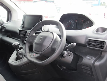 Used Peugeot Partner 2020 for sale - 75999063: Photo