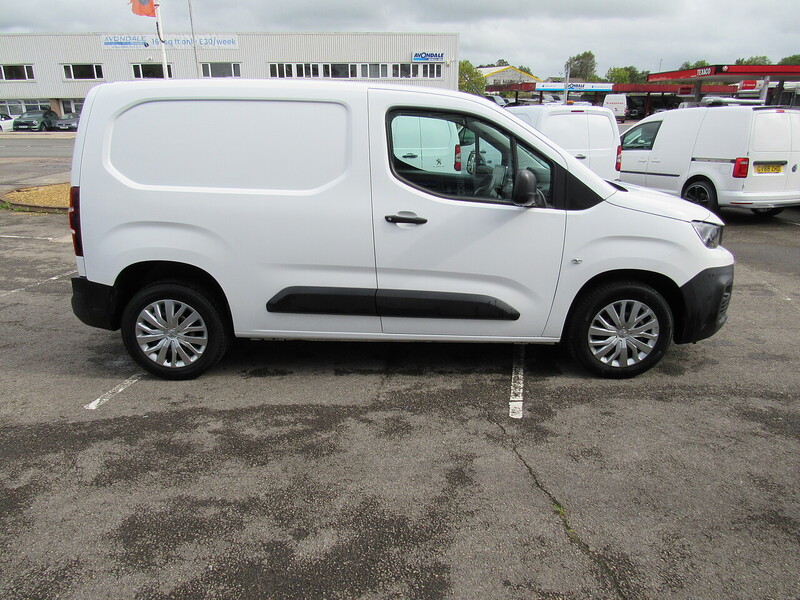 Used Peugeot Partner 2020 for sale - 75999063: Photo 8