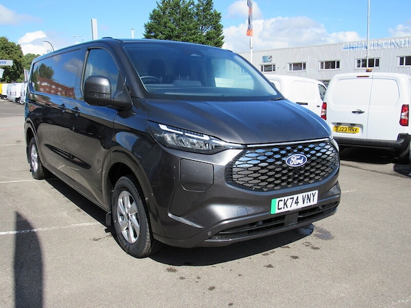 Used Ford E-Transit 2024 for sale - 75704289: Photo 8