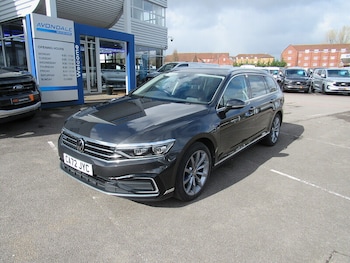 Used Volkswagen Passat 2022 for sale - 78251779: Photo