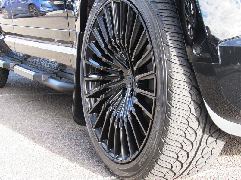 Used Land Rover Defender 2024 for sale - 76798859: Photo 23