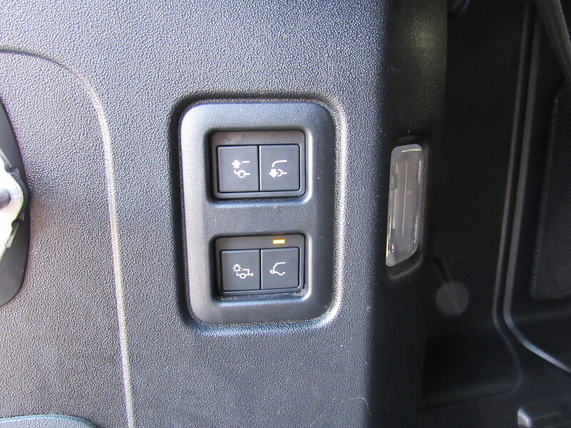 Used Land Rover Defender 2024 for sale - 76798859: Photo 29