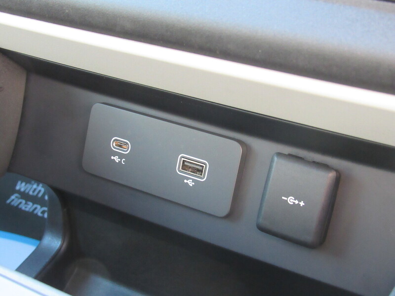 Used Land Rover Defender 2024 for sale - 76798859: Photo 31