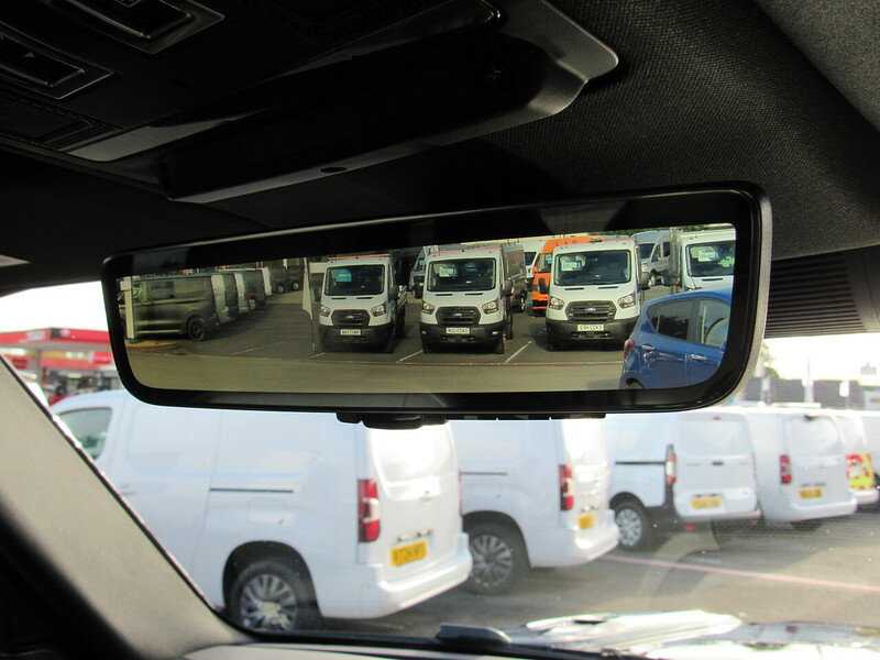 Used Land Rover Defender 2024 for sale - 76798859: Photo 33