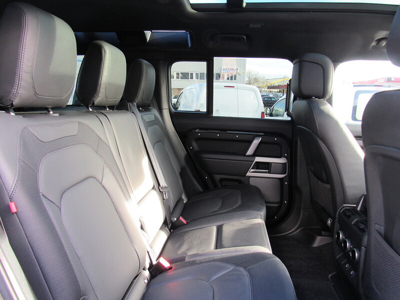Used Land Rover Defender 2024 for sale - 76798859: Photo 6