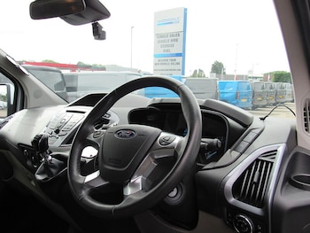 Used Ford Tourneo Custom 2019 for sale - 79194333: Photo