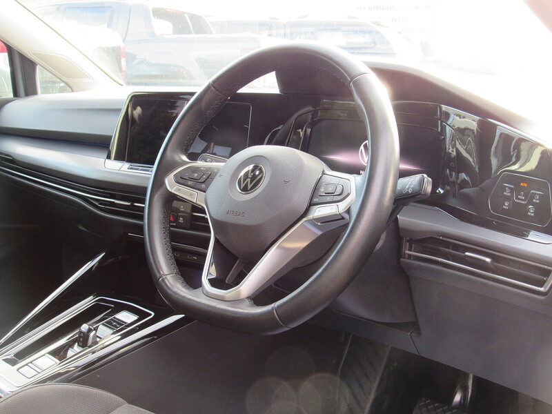 Used Volkswagen Golf 2022 for sale - 77409181: Photo 2