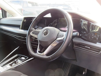 Used Volkswagen Golf 2022 for sale - 77409181: Photo