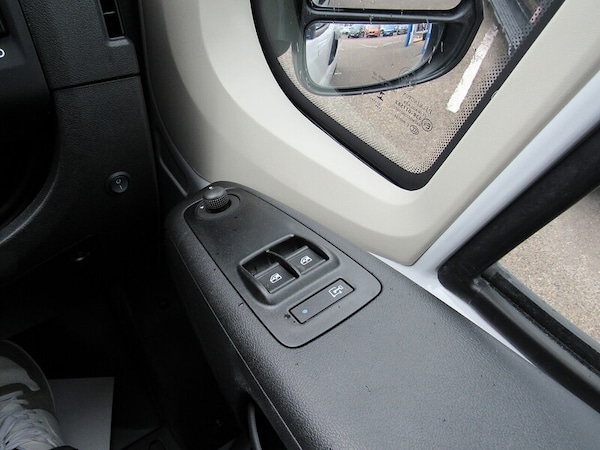 Used Peugeot Boxer 2023 for sale - 76090089: Photo 17