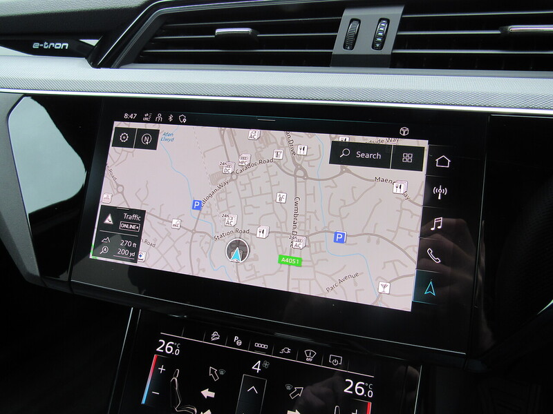 Used Audi Q8 e-tron 2023 for sale - 77998328: Photo 12