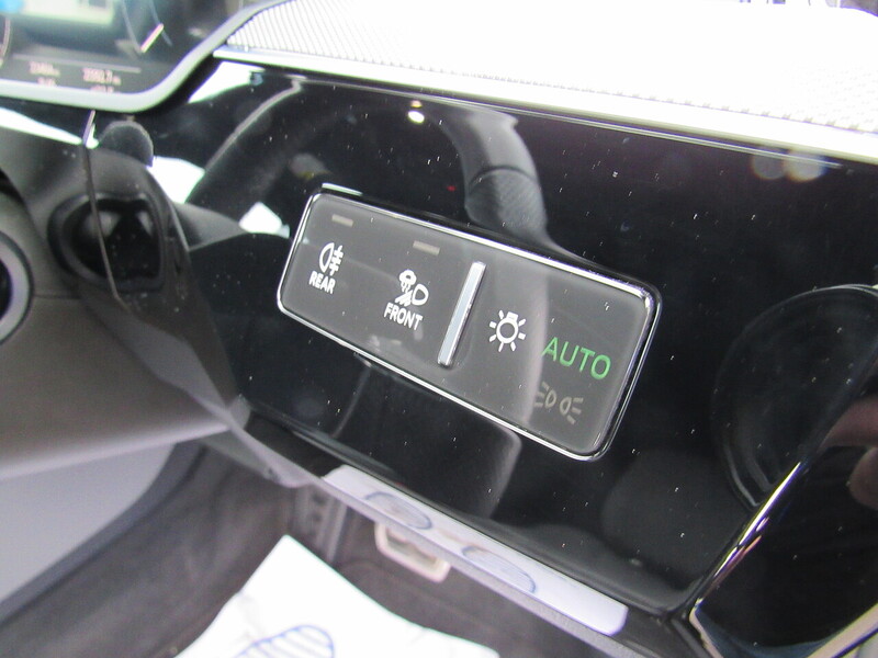 Used Audi Q8 e-tron 2023 for sale - 77998328: Photo 23