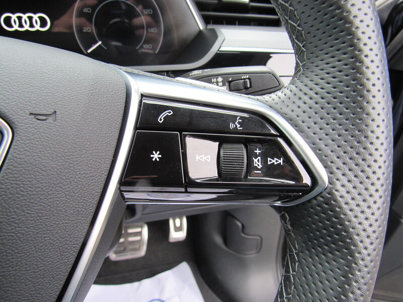 Used Audi Q8 e-tron 2023 for sale - 77998328: Photo 24