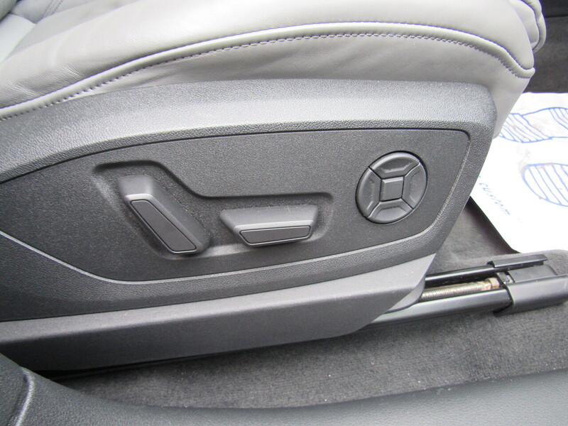 Used Audi Q8 e-tron 2023 for sale - 77998328: Photo 28