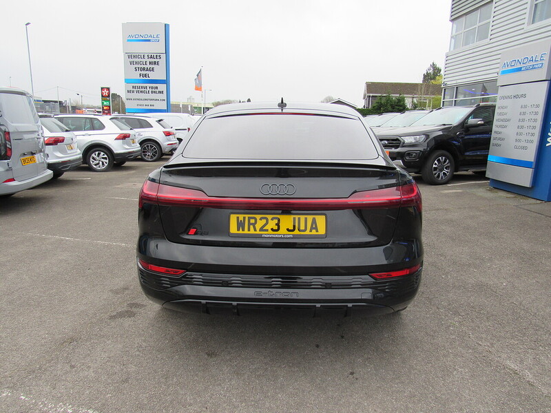 Used Audi Q8 e-tron 2023 for sale - 77998328: Photo 6