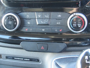 Used Ford Transit Custom 2023 for sale - 76069268: Photo 4