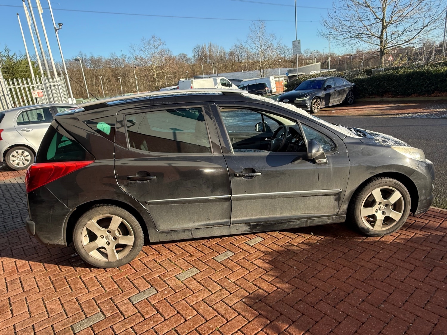 Used Peugeot 207 2010 for sale - 77085552: Photo 10