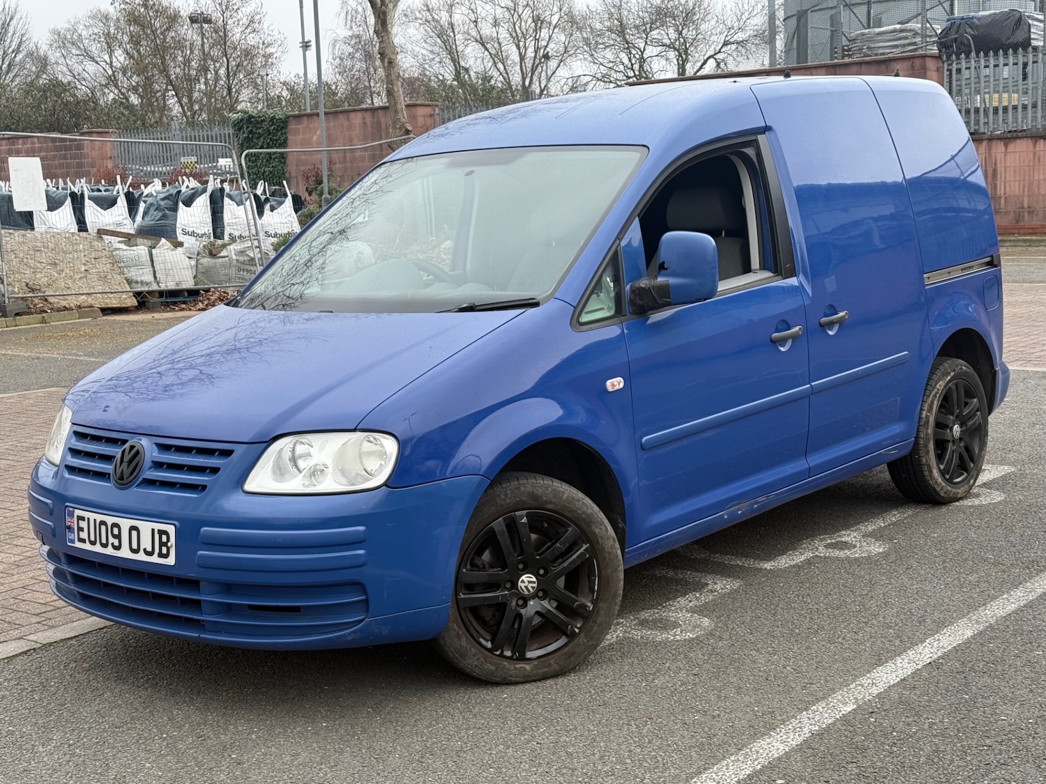 Used Volkswagen Caddy 2009 for sale - 77803244: Photo 2