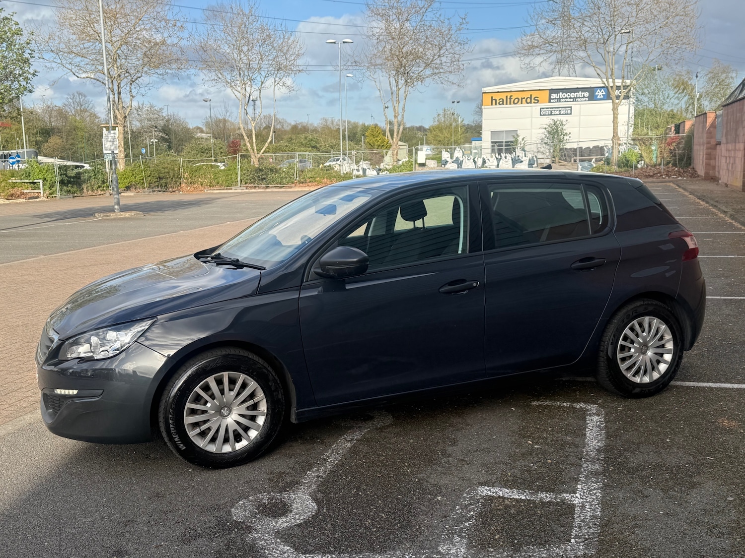 Used Peugeot 308 2016 for sale - 78213116: Photo 6