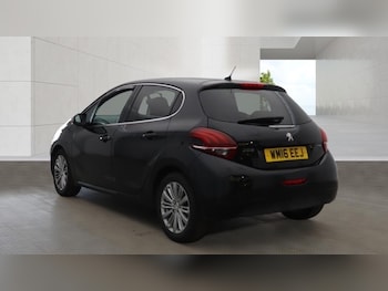 Used Peugeot 208 2016 for sale - 78762000: Photo