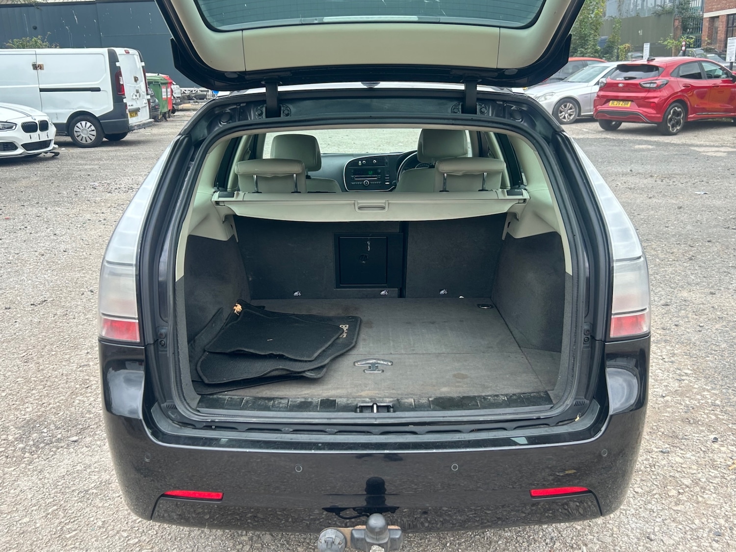 Used Saab 9-3 2011 for sale - 76289651: Photo 10
