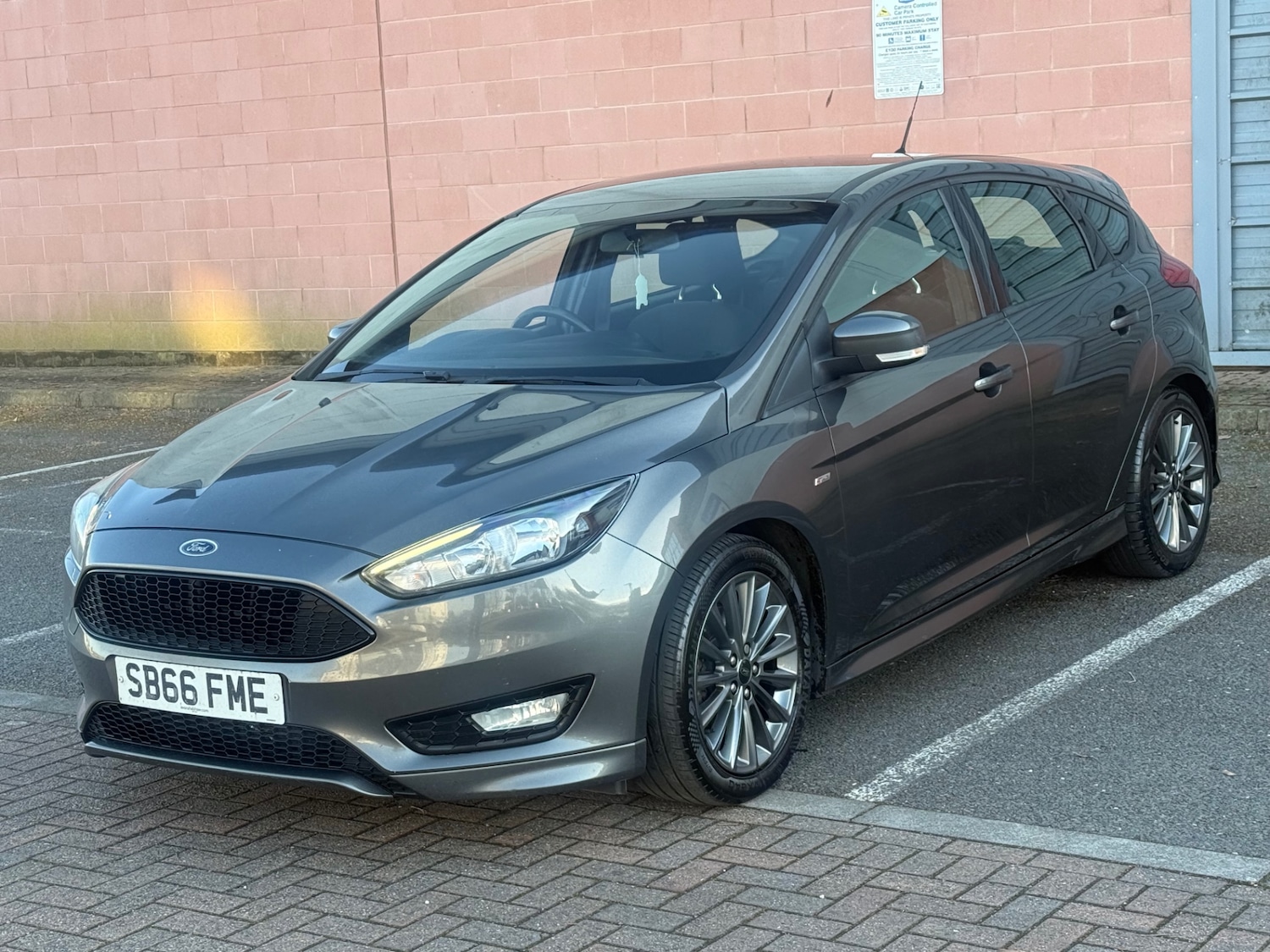 Used Ford Focus 2016 for sale - 78014843: Photo 5