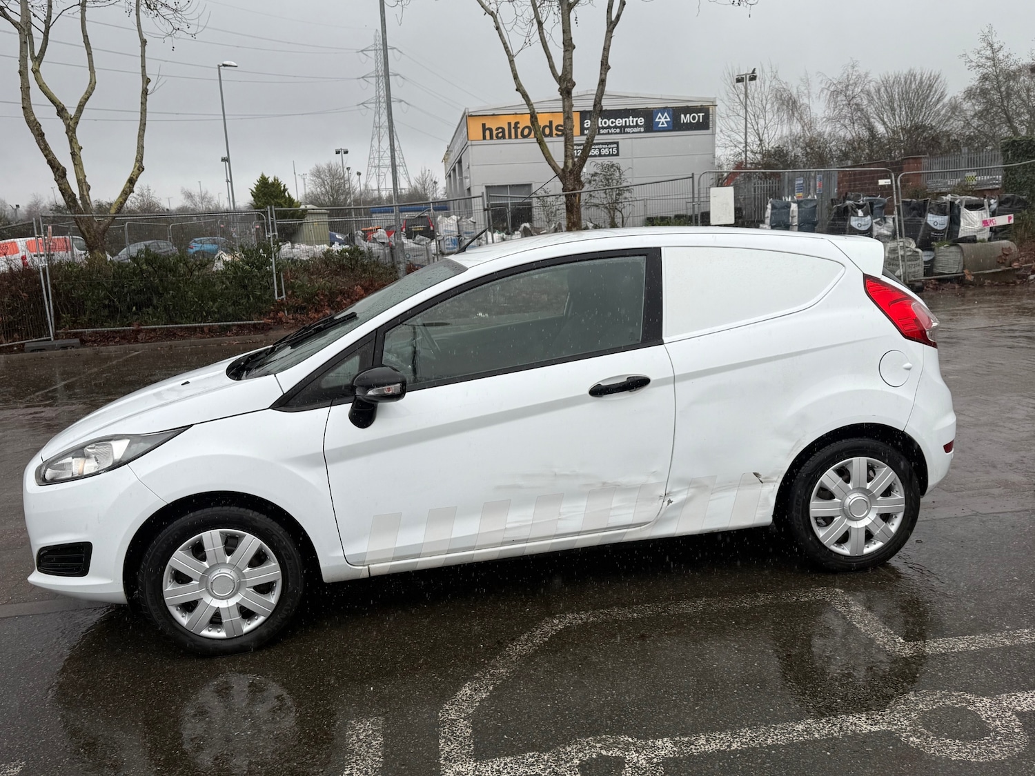 Used Ford Fiesta 2014 for sale - 77475542: Photo 6