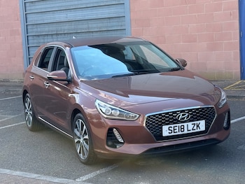 Used Hyundai i30 2018 for sale - 79537799: Photo