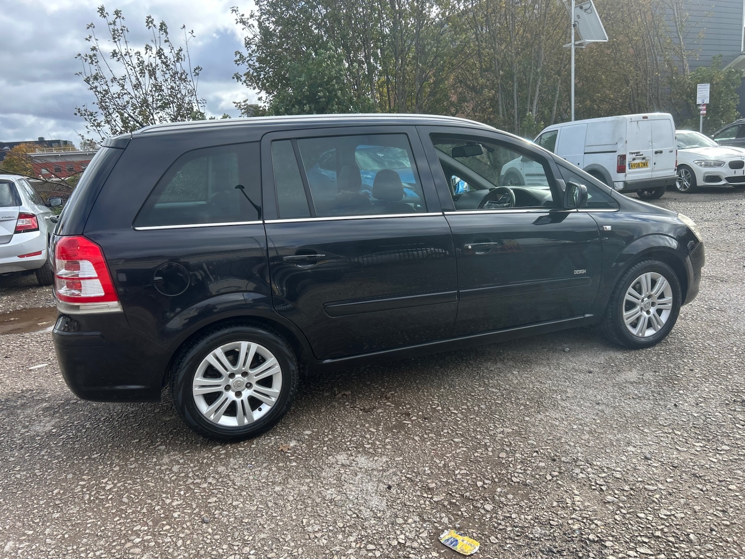 Used Vauxhall Zafira 2010 for sale - 76364998: Photo 11