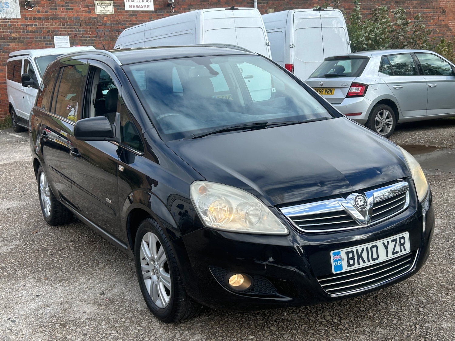 Used Vauxhall Zafira 2010 for sale - 76364998: Photo 3