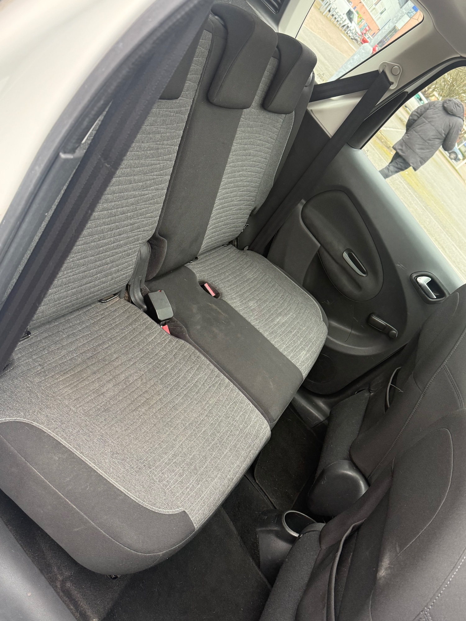 Used Citroen C3 Picasso 2015 for sale - 77778077: Photo 12