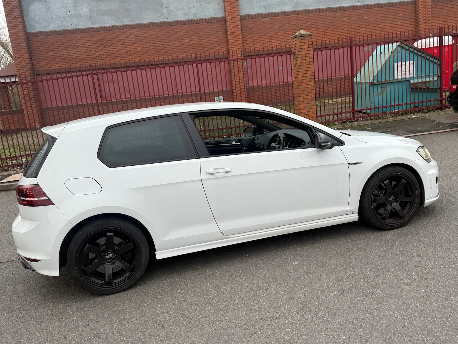 Used Volkswagen Golf 2015 for sale - 77312902: Photo 10