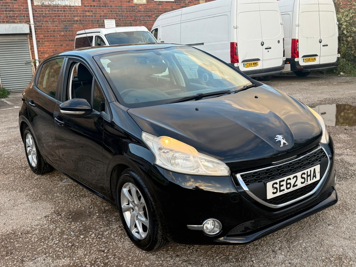 Used Peugeot 208 2012 for sale - 76384583: Photo 4