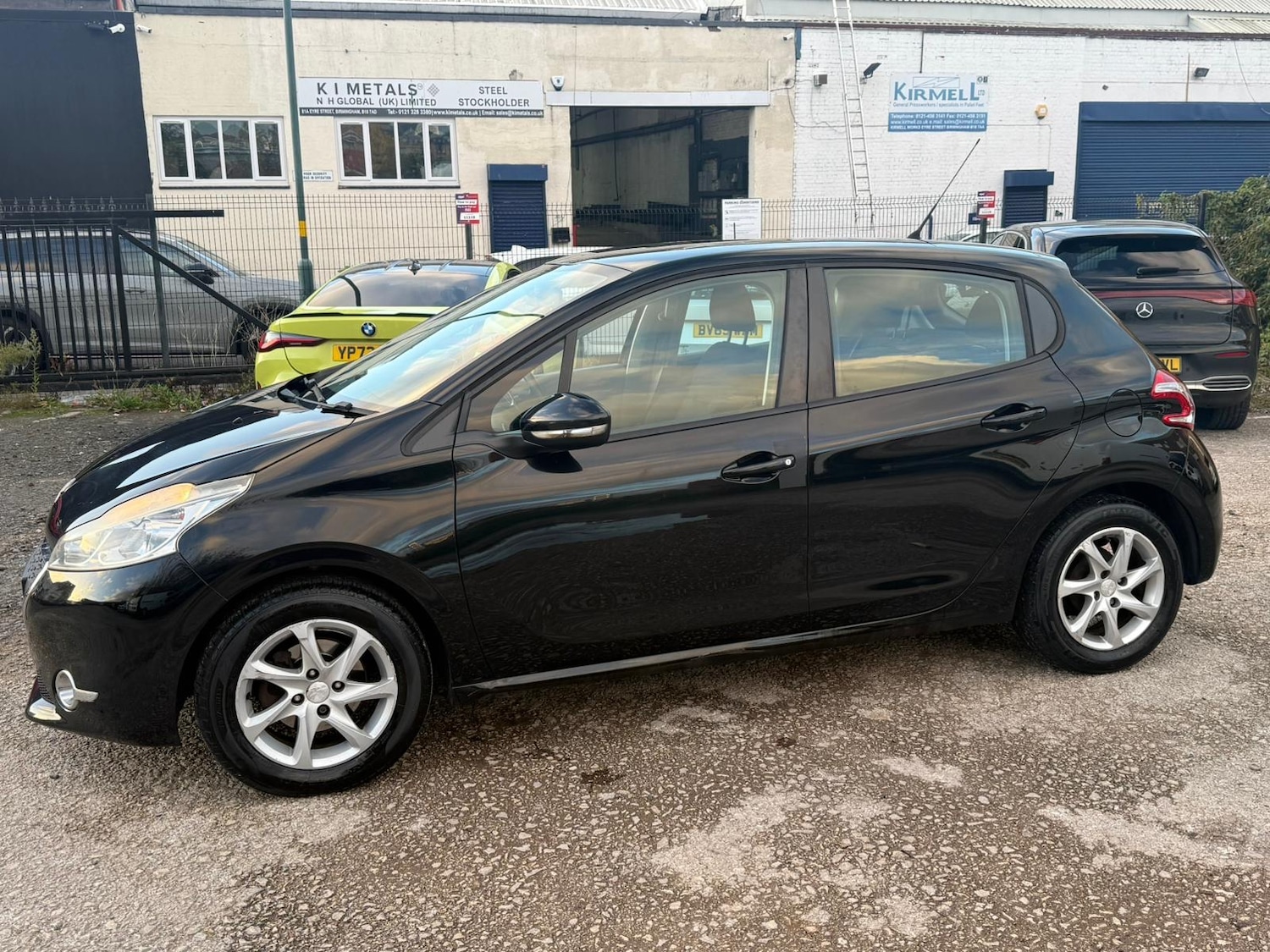 Used Peugeot 208 2012 for sale - 76384583: Photo 6