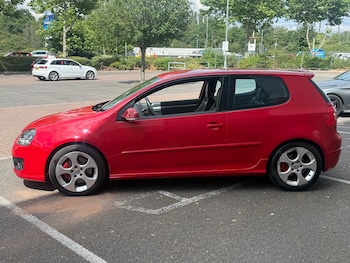 Used Volkswagen Golf 2005 for sale - 79071040: Photo