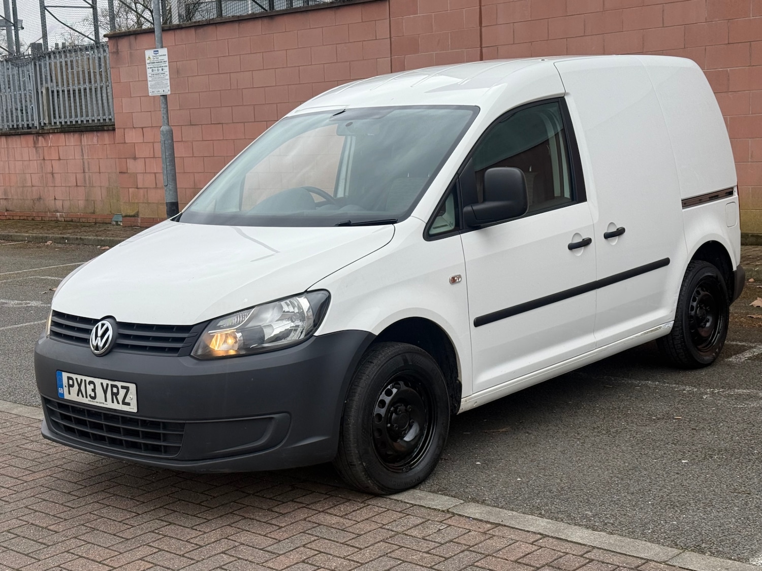 Used Volkswagen Caddy 2013 for sale - 77901744: Photo 5