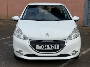 Used Peugeot 208 2014 for sale - 79335781: Photo