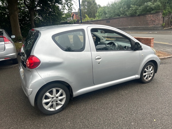 Used Toyota AYGO 2008 for sale - 76237373: Photo 10