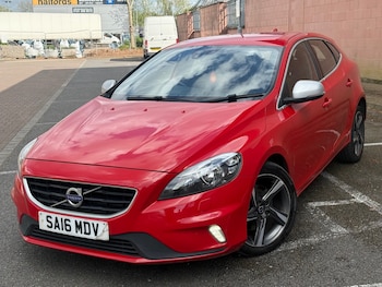 Used Volvo V40 2016 for sale - 78229754: Photo