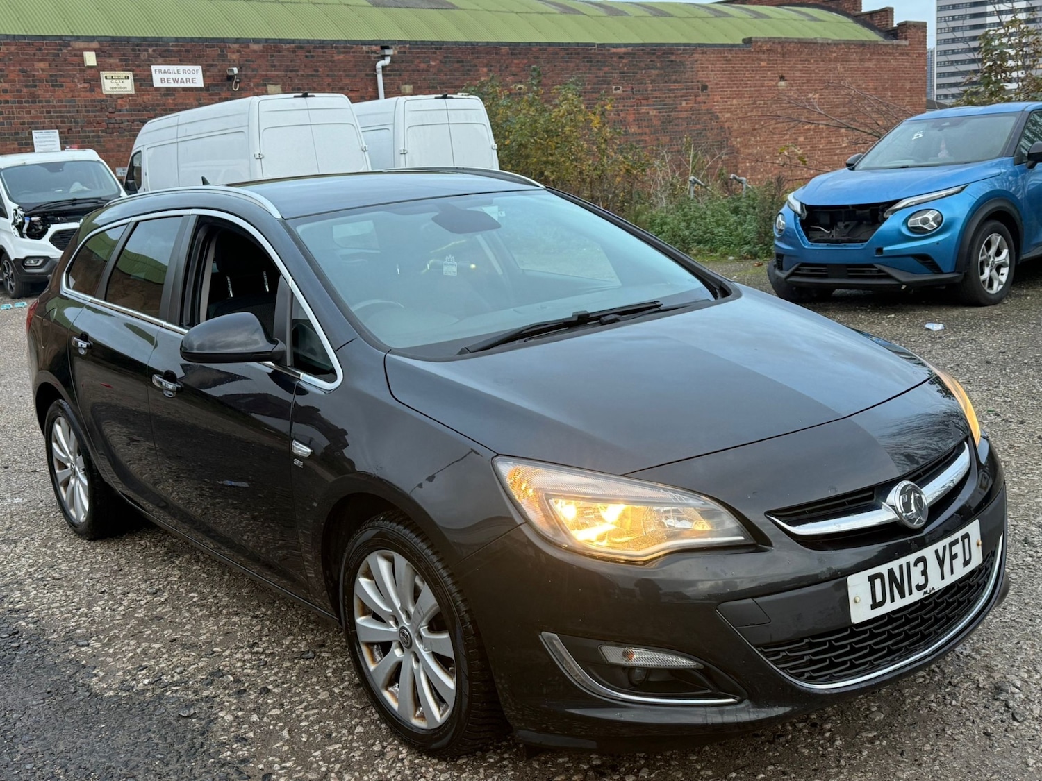 Used Vauxhall Astra 2013 for sale - 76526535: Photo 4