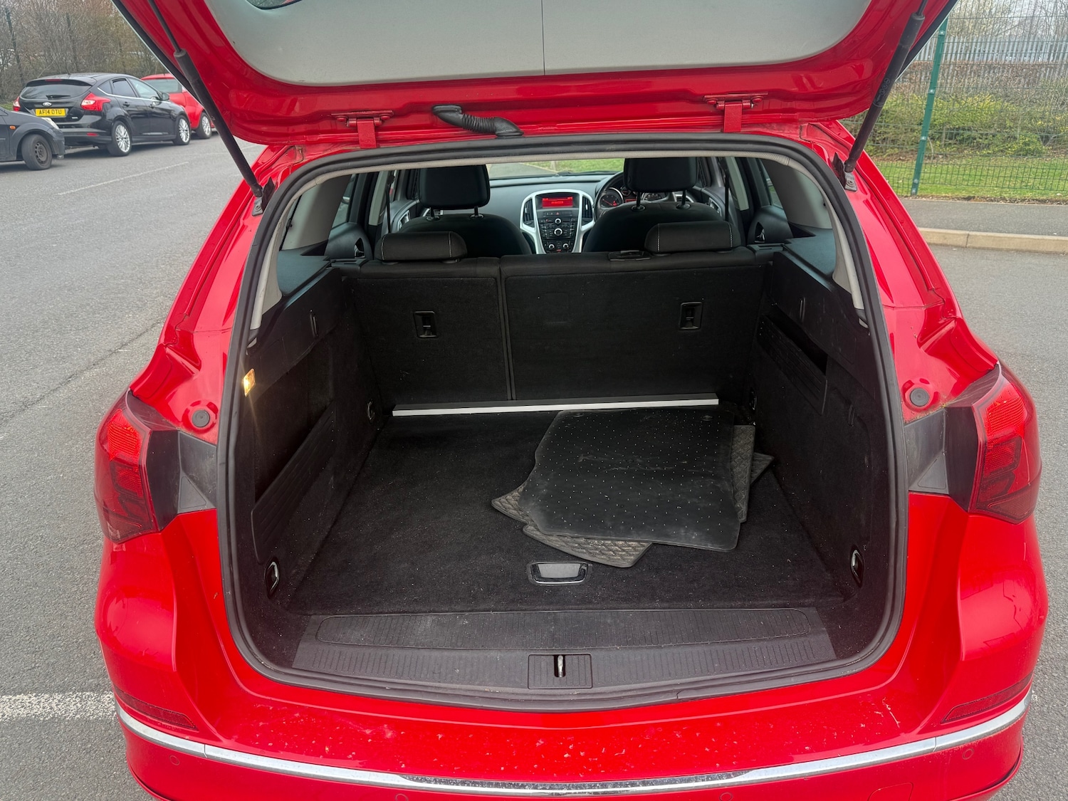 Used Vauxhall Astra 2013 for sale - 77804252: Photo 11