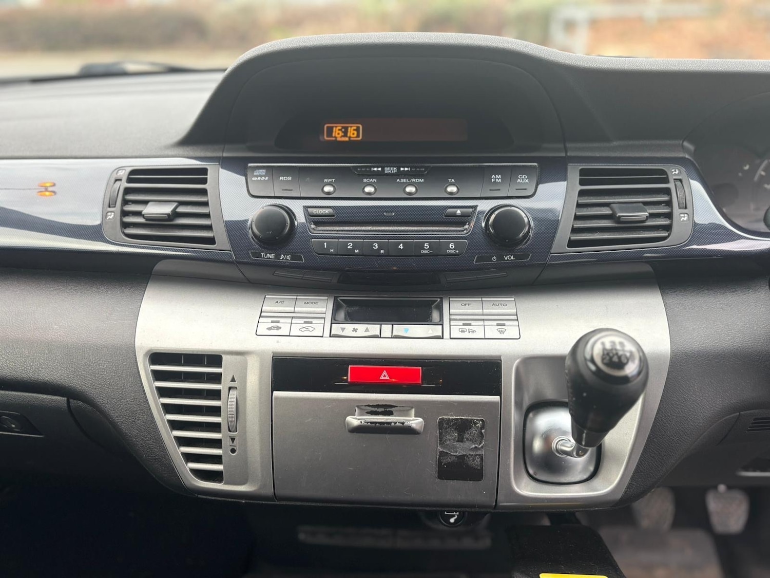 Used Honda FR-V 2007 for sale - 77688622: Photo 10