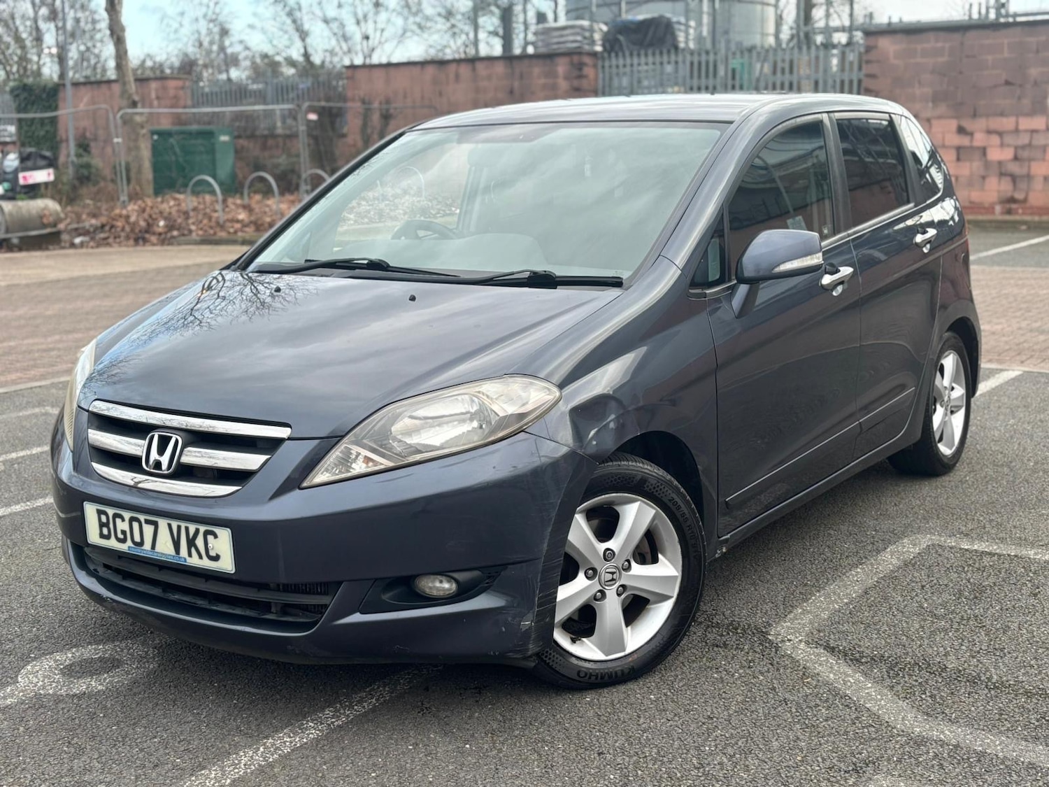 Used Honda FR-V 2007 for sale - 77688622: Photo 2
