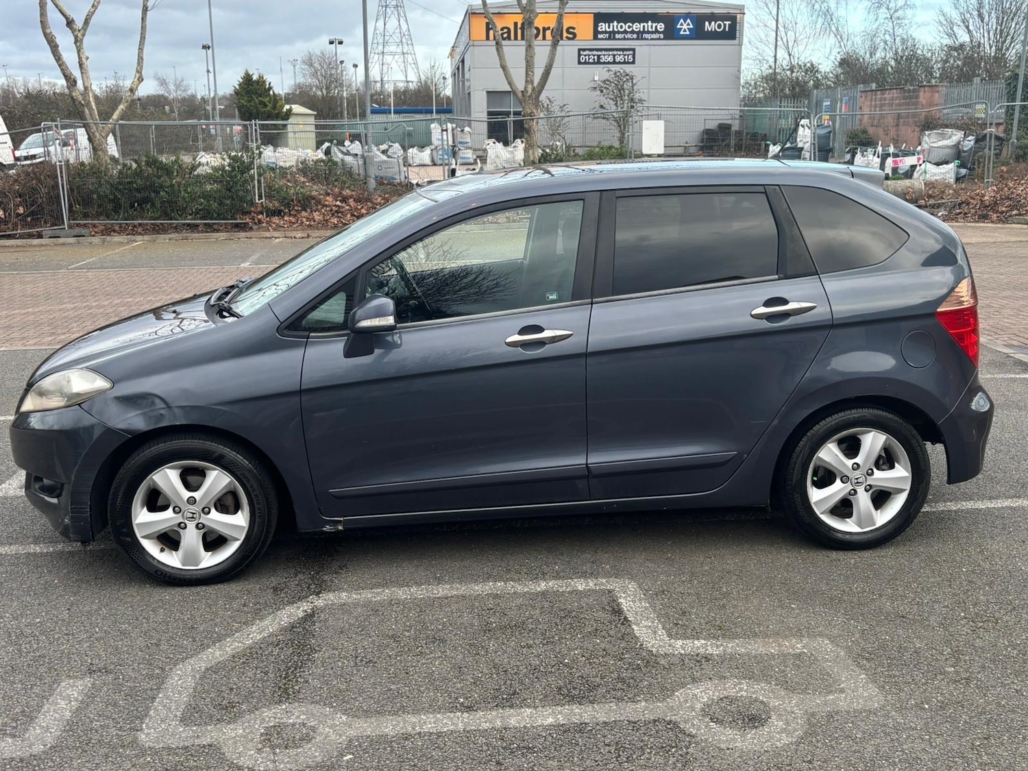 Used Honda FR-V 2007 for sale - 77688622: Photo 8