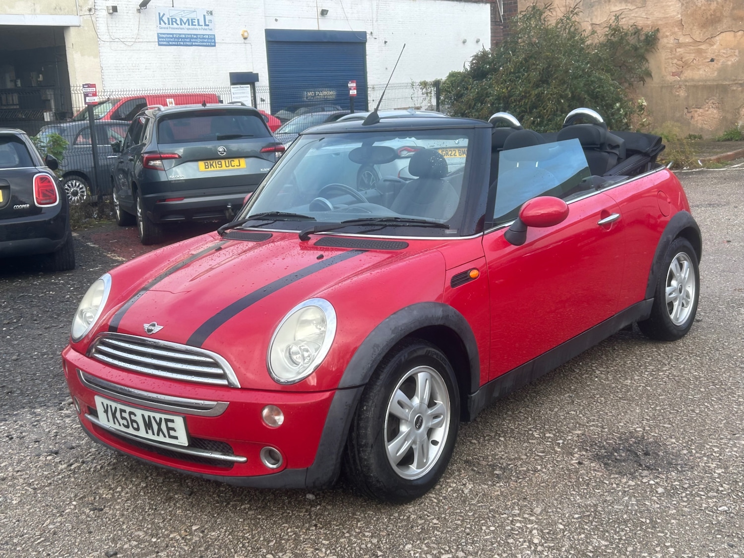 Used MINI Convertible 2006 for sale - 76449702: Photo 5