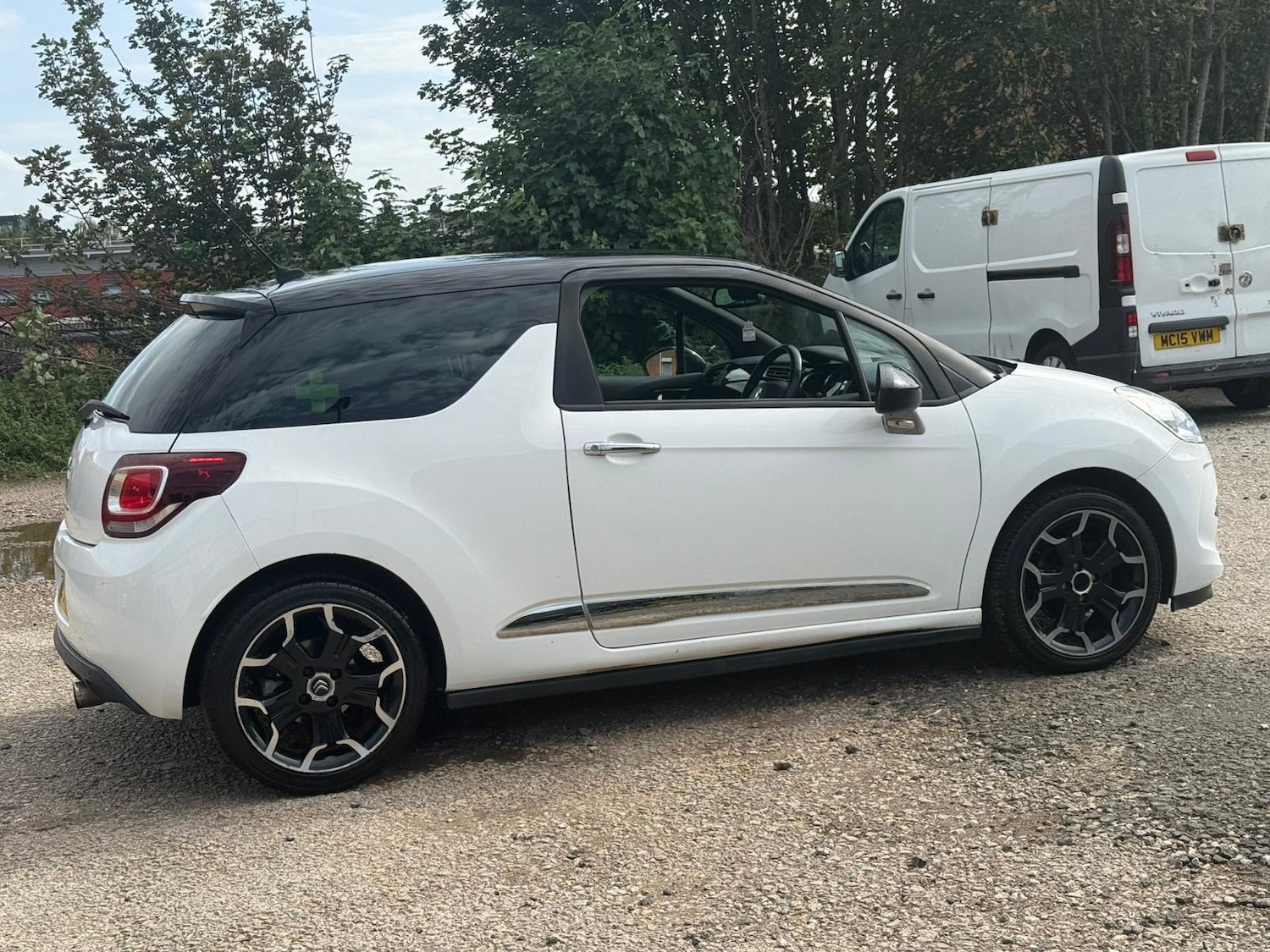 Used Citroen DS3 2012 for sale - 76006149: Photo 11