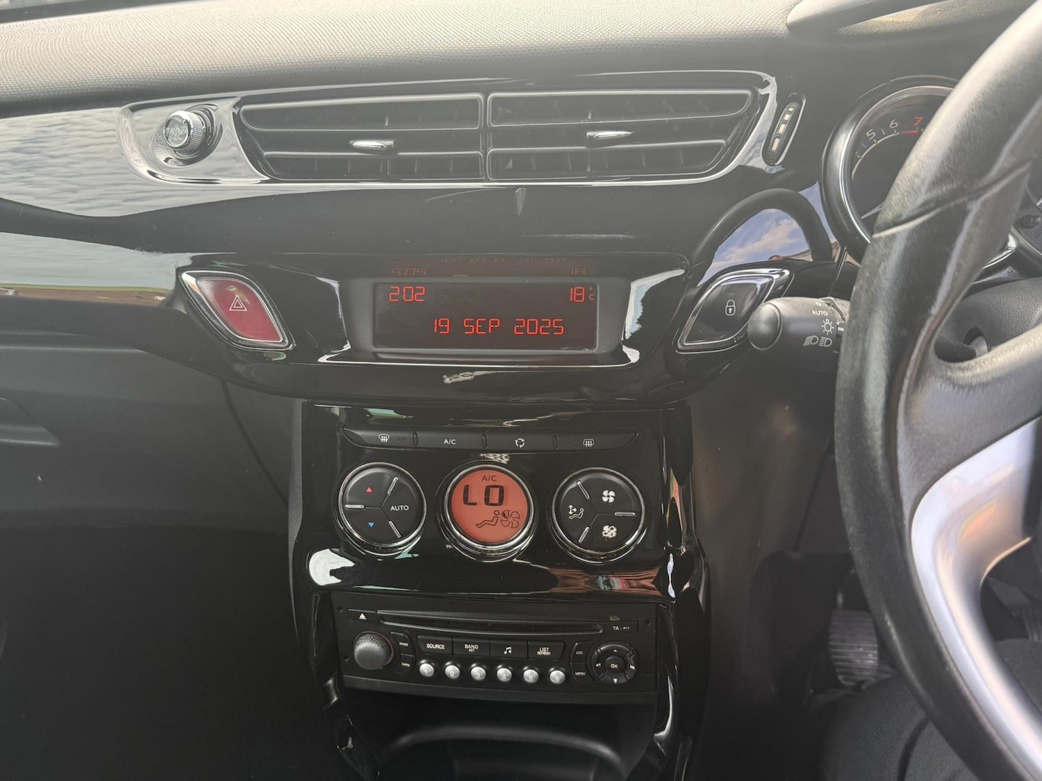 Used Citroen DS3 2012 for sale - 76006149: Photo 17